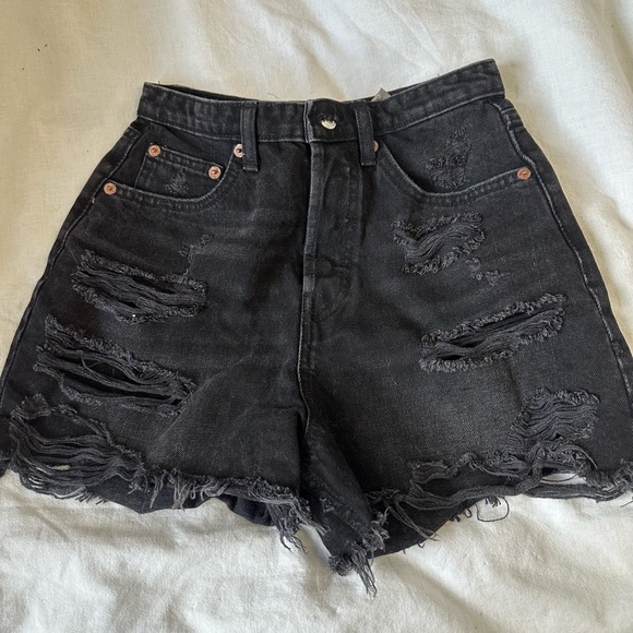Zara vintage cut off shorts - Picture 1 of 3
